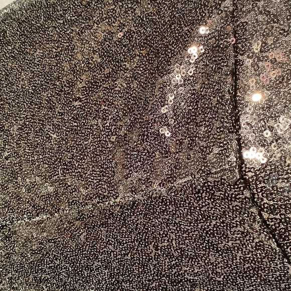 NEW YORK & CO - NWT - pocketed joggers: black sequin w elastic waist / cuffs - L - Picture 13 of 16